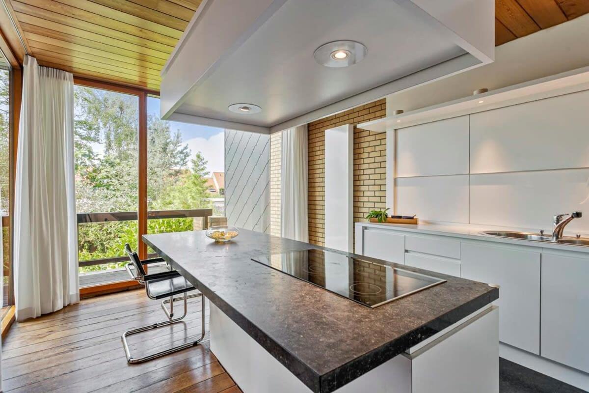 Eighties Modernist Design House With Garden Near The Beach 오스텐드 외부 사진